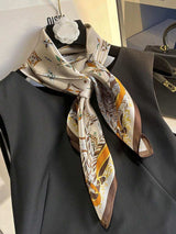 Bandana en satin élégant et à la mode