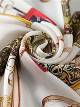 Foulard carré en faux soie de luxe imprimé
