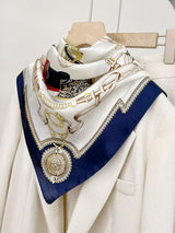 Foulard carré en faux soie de luxe imprimé